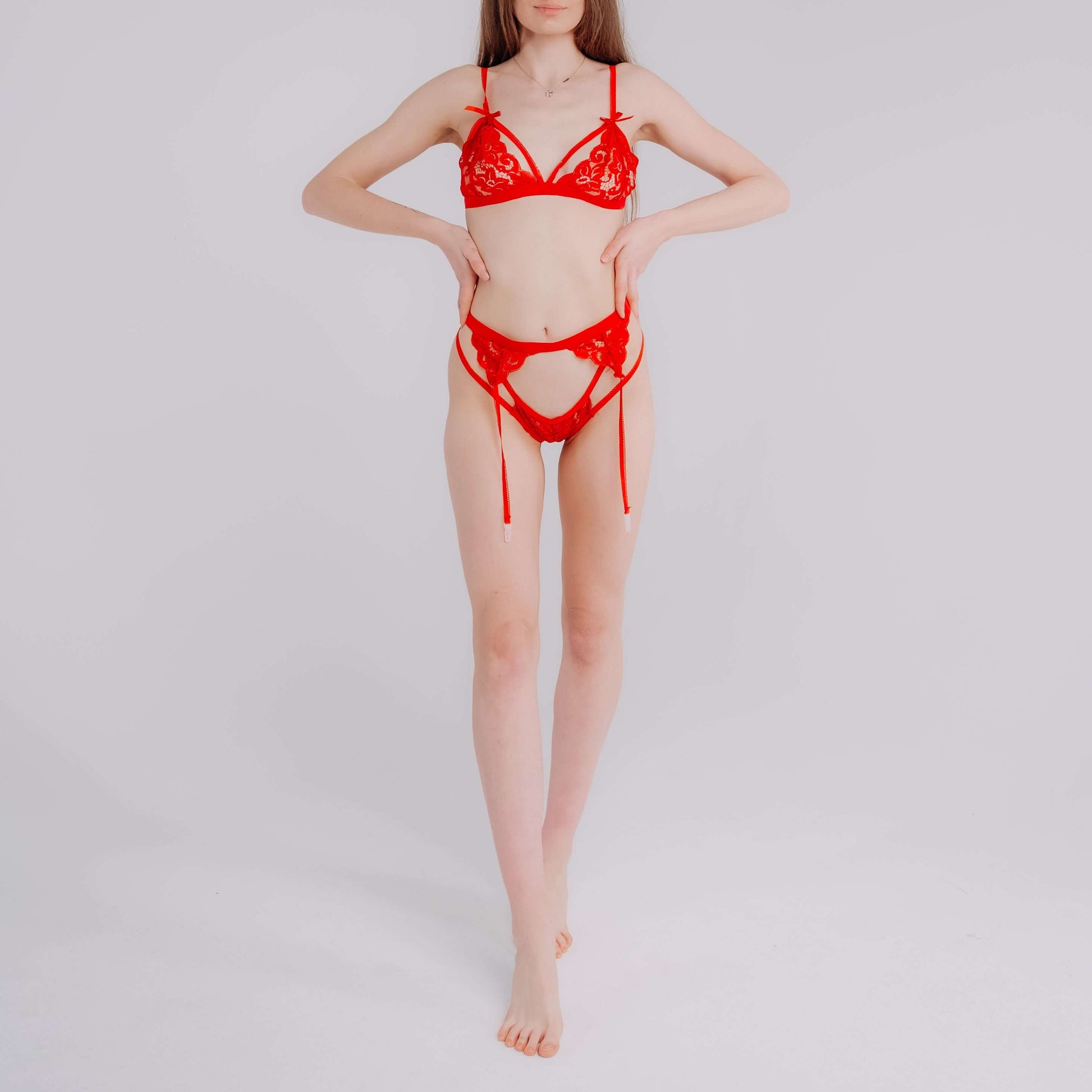 RED VELVET lingerie model