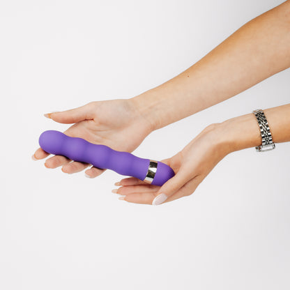VAGINÁLNY VIBRÁTOR NA VNÚTORNU STIMULÁCIU