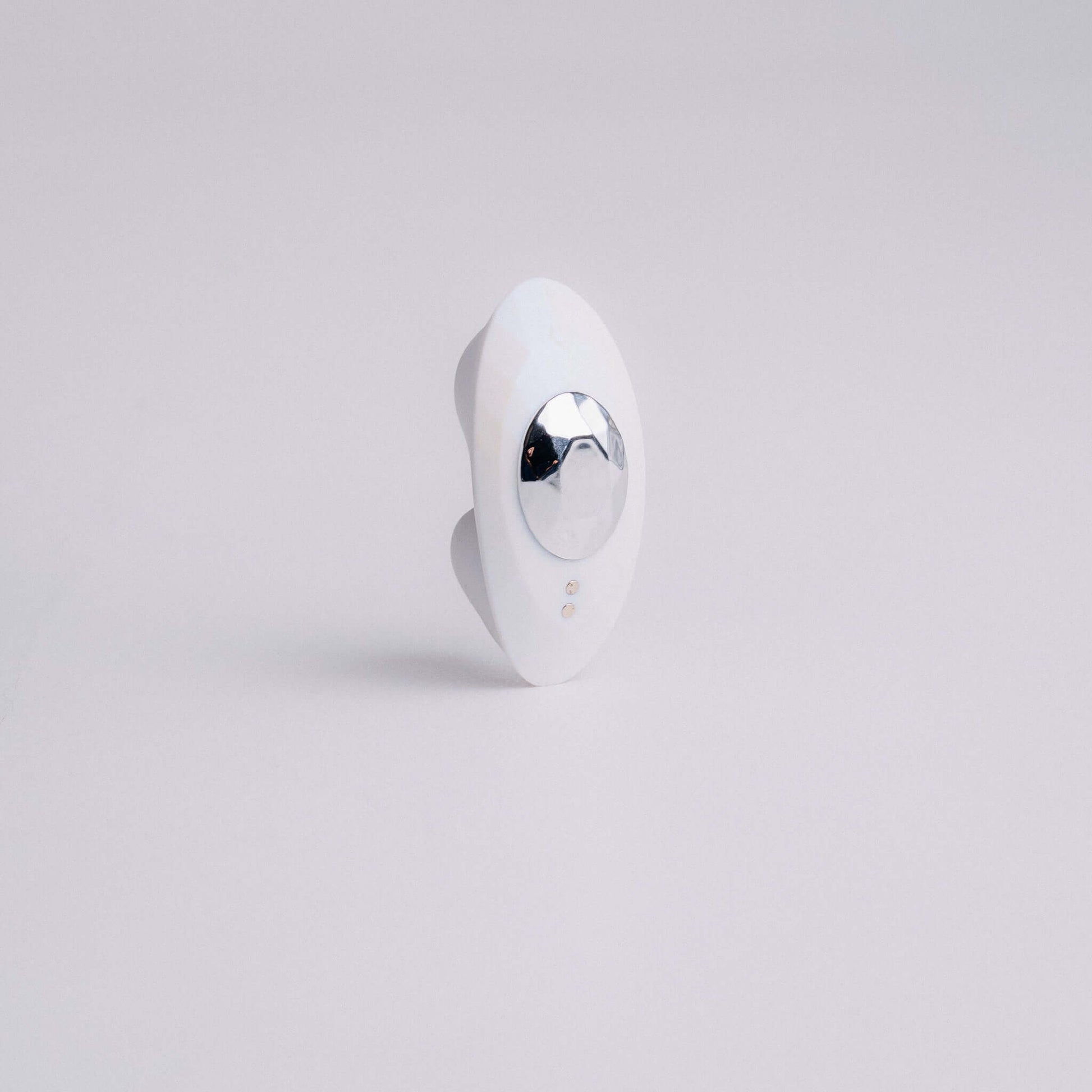 Vibrator to use in public places