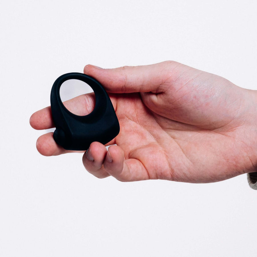 DARK RING